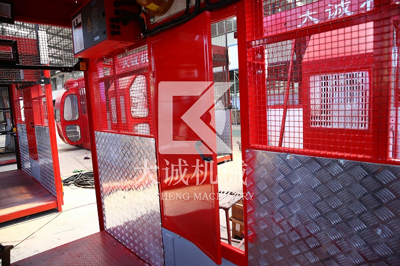 施工電梯防護(hù)門 施工電梯防護(hù)門